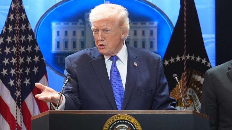 Trump signs off on 10% global tariff, criticizes Supreme Court justices after ruling